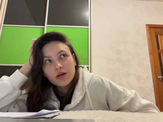 RenayBellair live cam on BongaCams