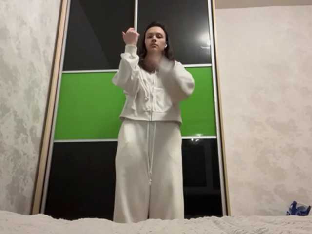 RenayBellair live cam on BongaCams