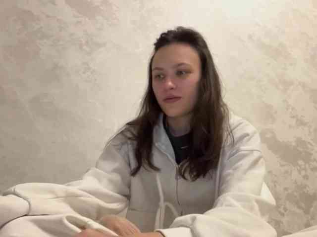 Model: RenayBellair