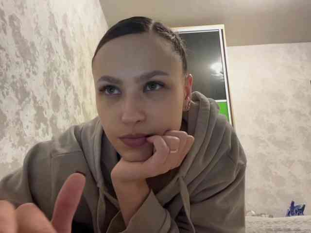 Model: RenayBellair