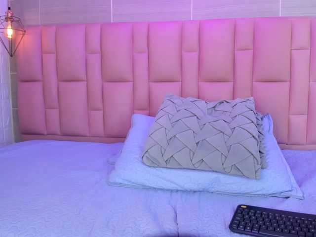 Catalina-Florez live cam on BongaCams