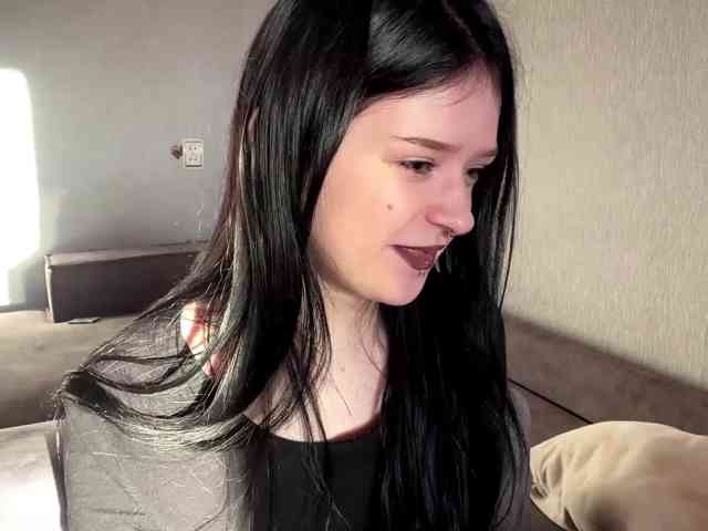 altbarbiesee live female cam on bongacams
