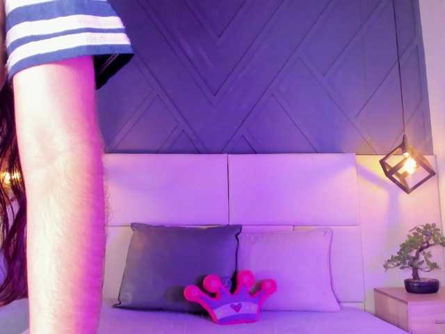 Little-Candy live cam on BongaCams