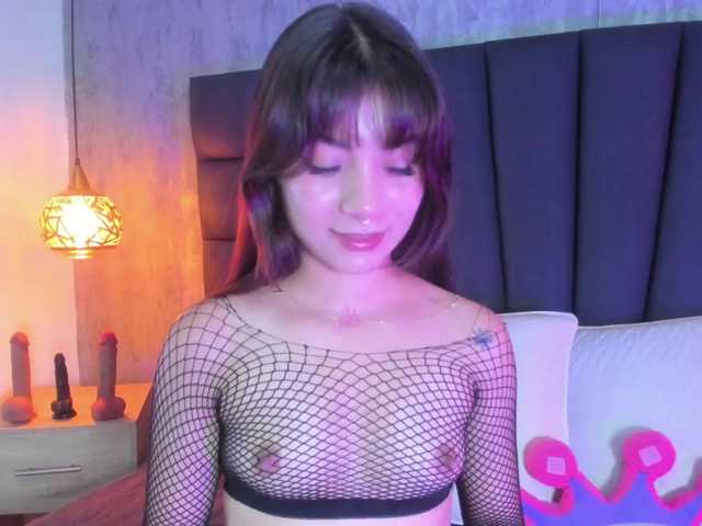 Little-Candy live cam on BongaCams