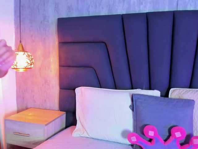 Little-Candy live cam on BongaCams