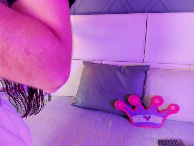 Little-Candy live cam on BongaCams