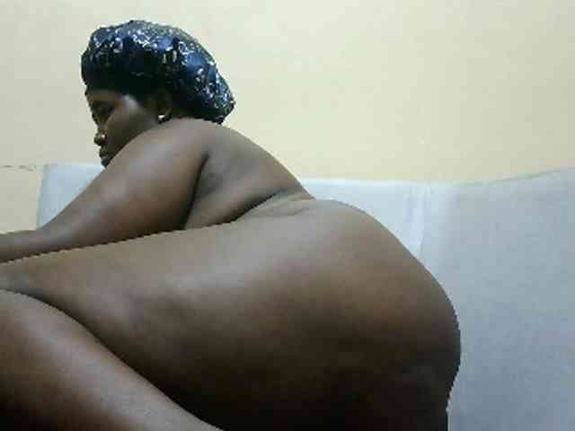 Amandalove11 webcam