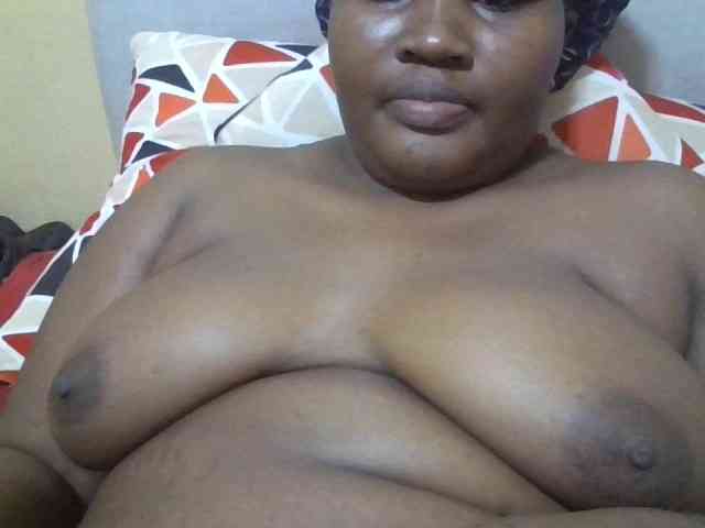 Amandalove11 webcam