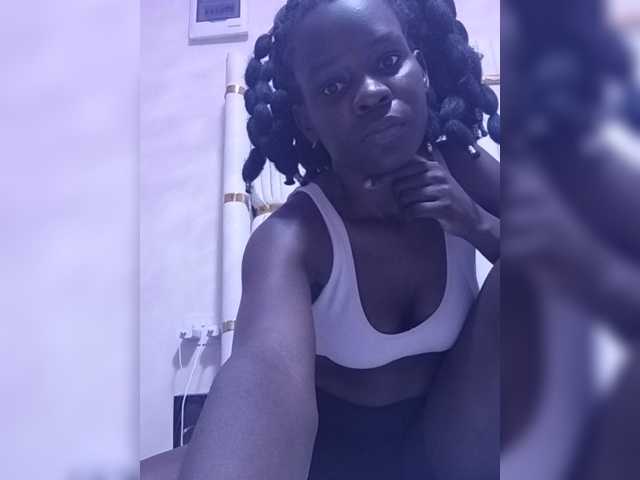 Karilcute live cam on BongaCams