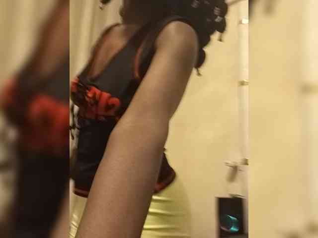 Karilcute webcam