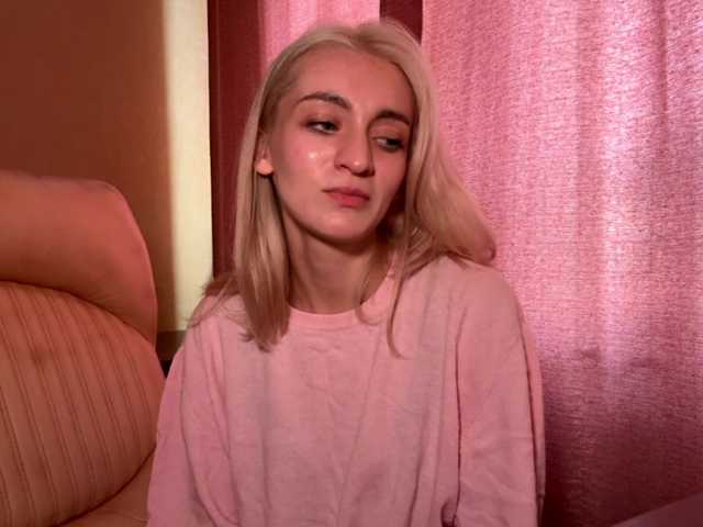 kariasana live cam on BongaCams