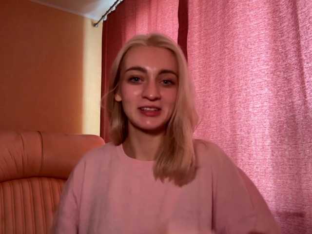 kariasana live cam on BongaCams