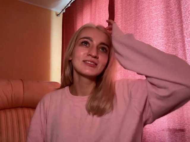 kariasana live cam on BongaCams