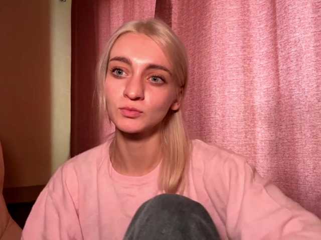 kariasana live cam on BongaCams