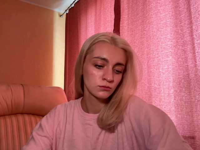 kariasana live cam on BongaCams