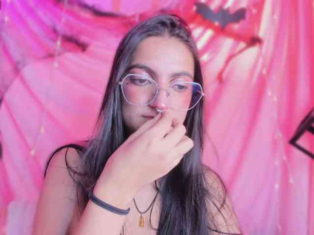 ViolethaMoretti ViolethaMoretti