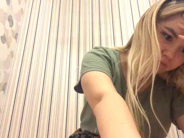KaraHudalla webcam
