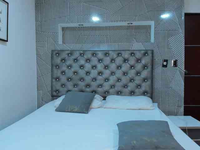 LindaRossee webcam