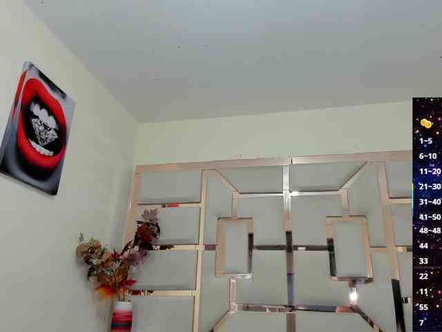 ariana-lucia webcam