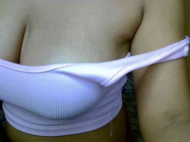 PetitePeachyy