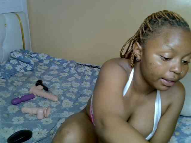 PetitePeachyy PetitePeachyy