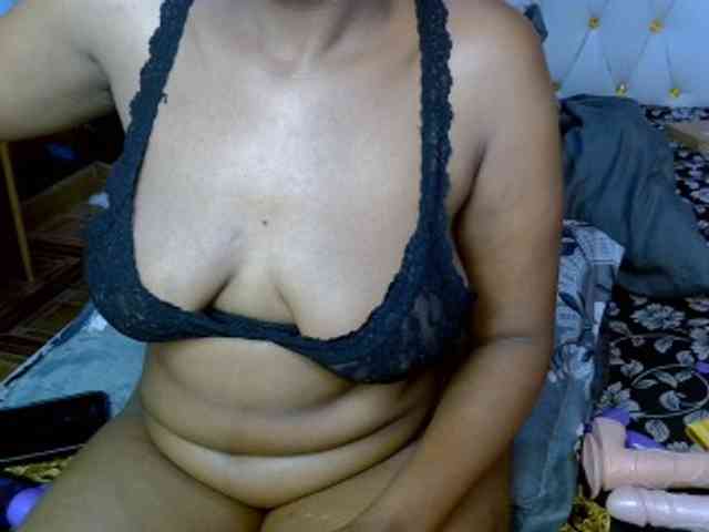 PrettyTemptation webcam