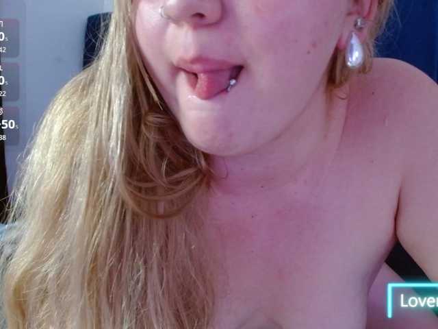 Julieta-wish live cam on BongaCams