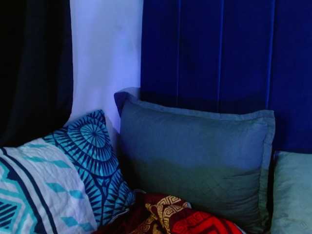 Julieta-wish live cam preview