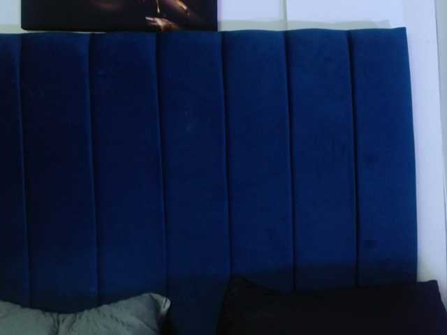 Julieta-wish, en directo ahora en BongaCams