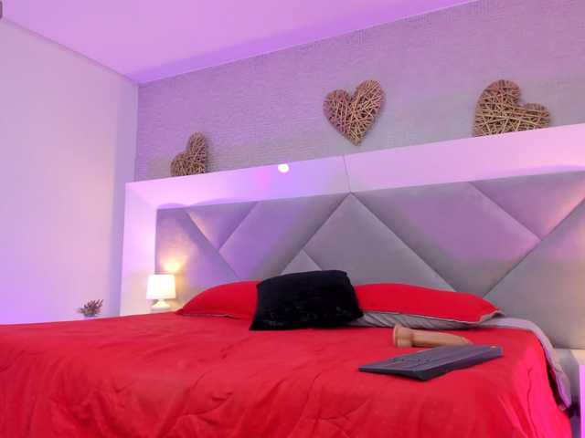Alina-Roberts live cam on BongaCams