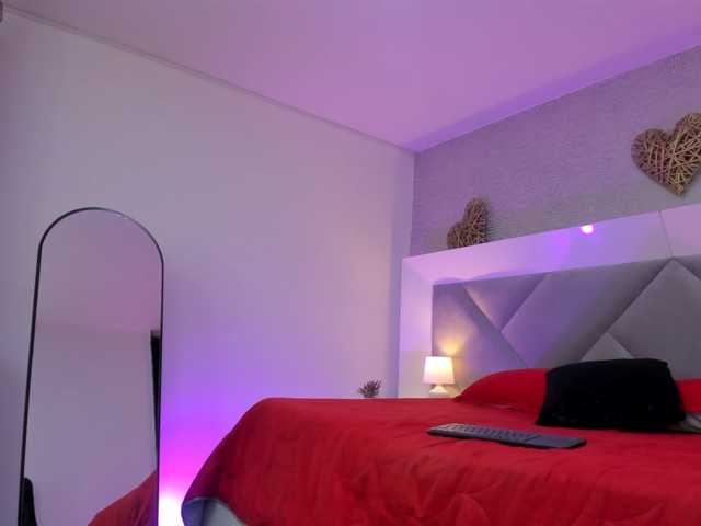 Alina-Roberts live cam on BongaCams