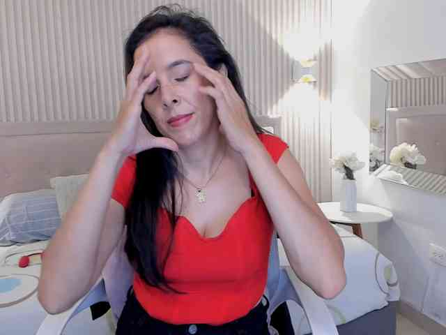 Christinee webcam