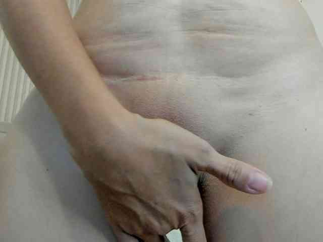 Christinee webcam