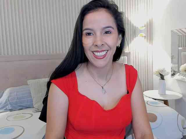 Christinee webcam
