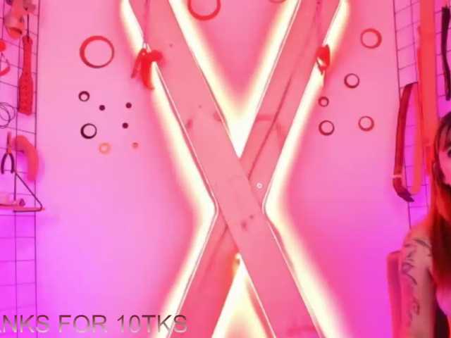 rayven-black live cam on BongaCams