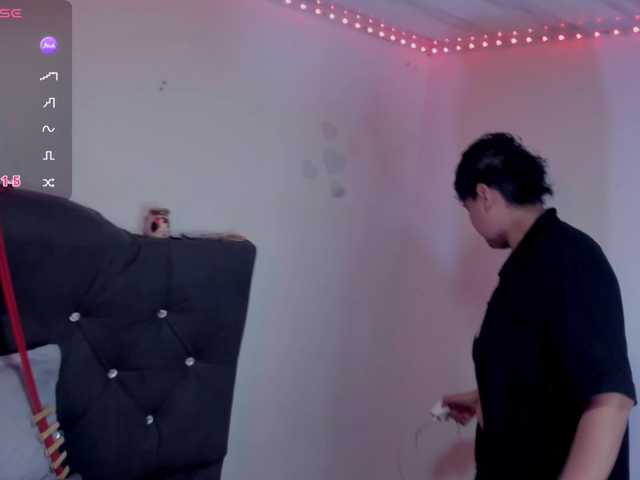 rayven-black live cam on BongaCams