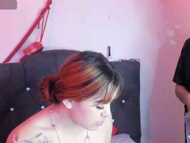 rayven-black webcam