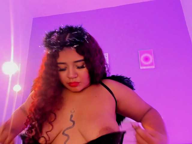 MaryWells live cam on BongaCams