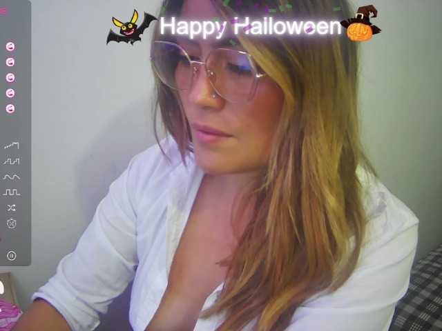 luciasexy2 live cam on BongaCams