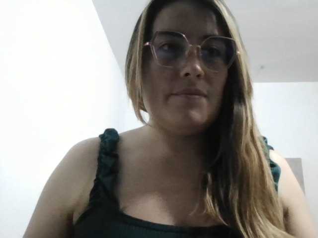 luciasexy2, live now on BongaCams