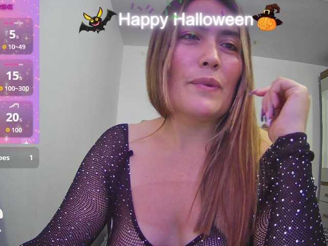 luciasexy2, live now on BongaCams