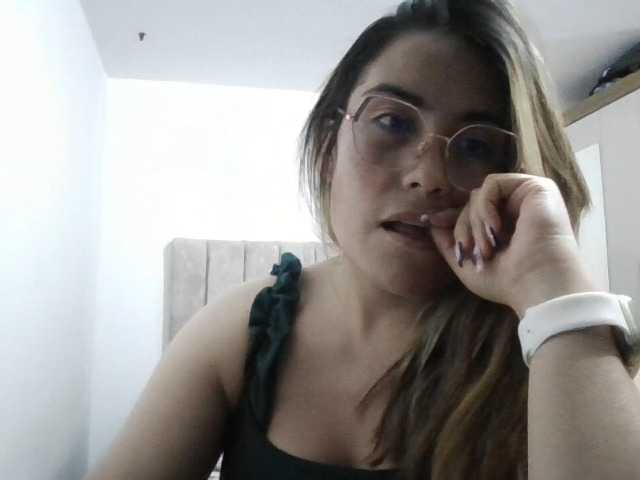 luciasexy2 live cam on BongaCams