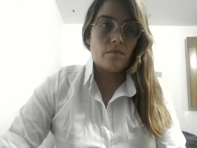 luciasexy2 live cam preview