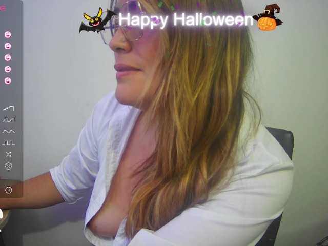 luciasexy2 live cam on BongaCams