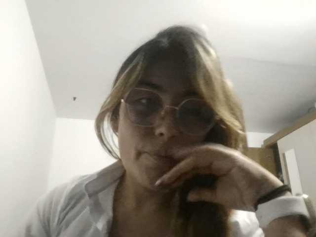 luciasexy2 live cam on BongaCams