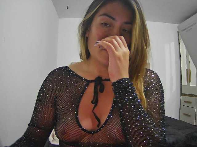 luciasexy2 live cam preview