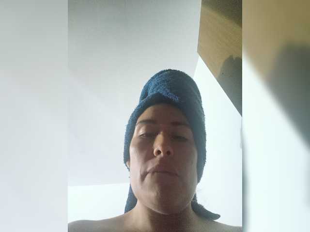 luciasexy2 live cam on BongaCams