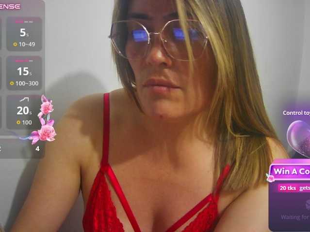 luciasexy2 live cam on BongaCams