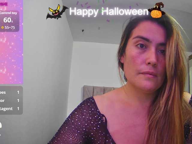 luciasexy2 live cam preview