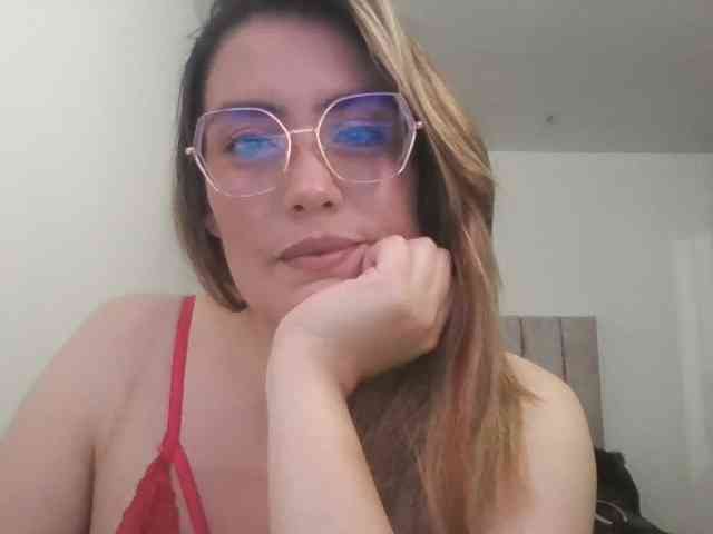 luciasexy2 webcam